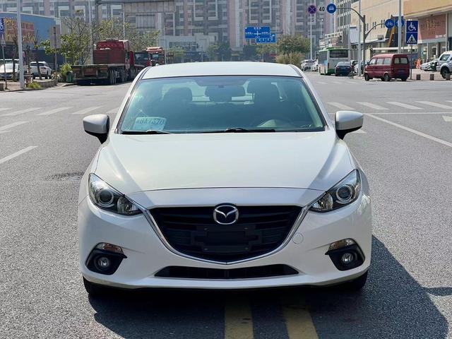 Mazda 3 Angkesela