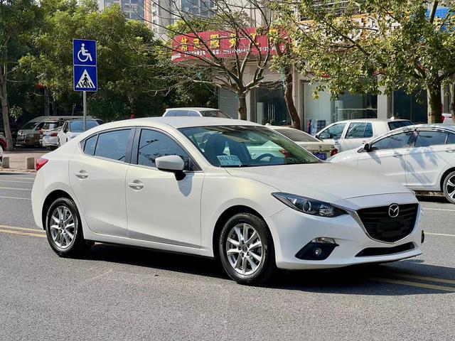 Mazda 3 Angkesela