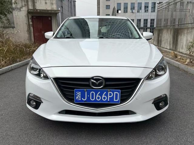 Mazda 3 Angkesela