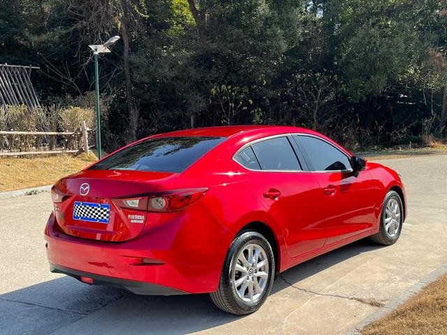 Mazda 3 Angkesela