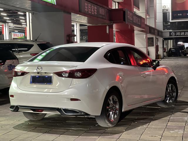 Mazda 3 Angkesela