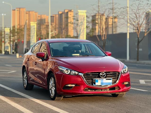 Mazda 3 Angkesela