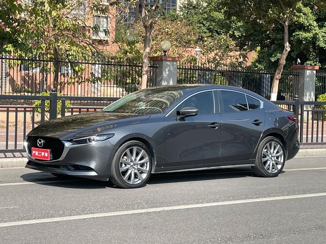 Mazda 3 Angkesela