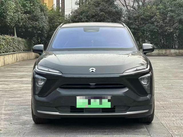 NIO ES6