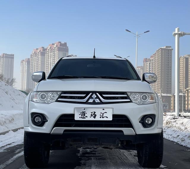 Mitsubishi Pajero Jinchang