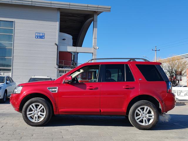 Land Rover Freelander 2