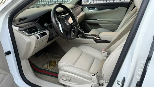 Cadillac XTS