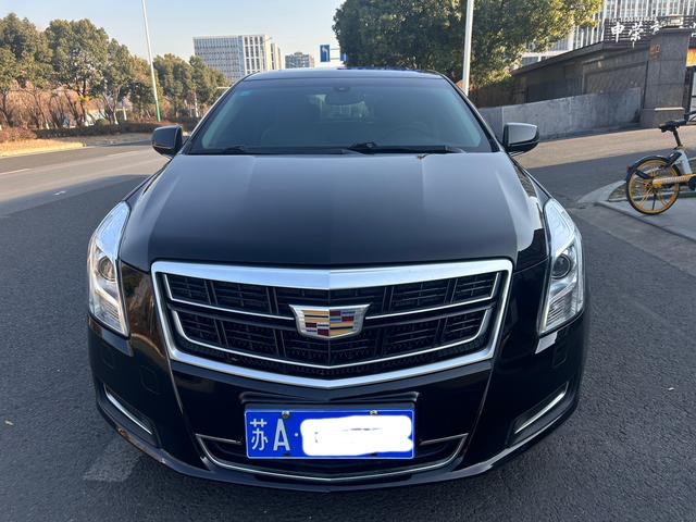 Cadillac XTS