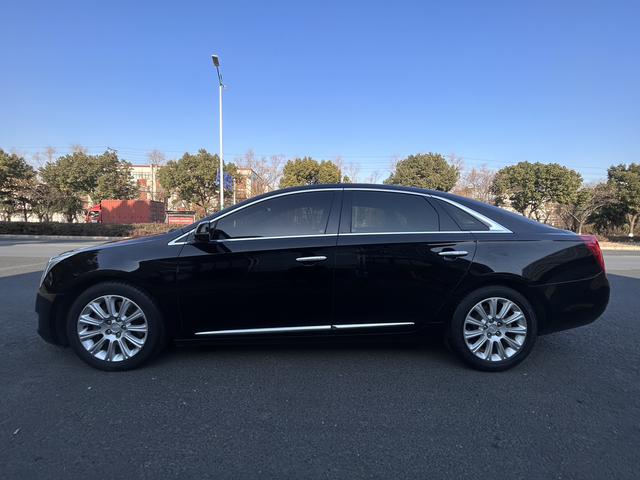 Cadillac XTS