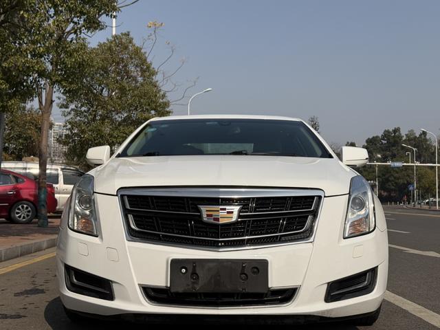 Cadillac XTS