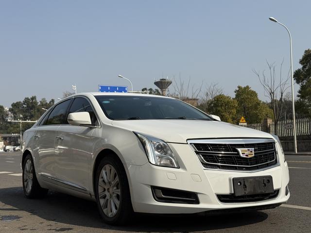 Cadillac XTS