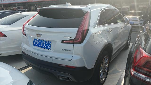 Cadillac XT4