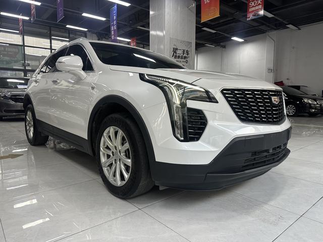 Cadillac XT4