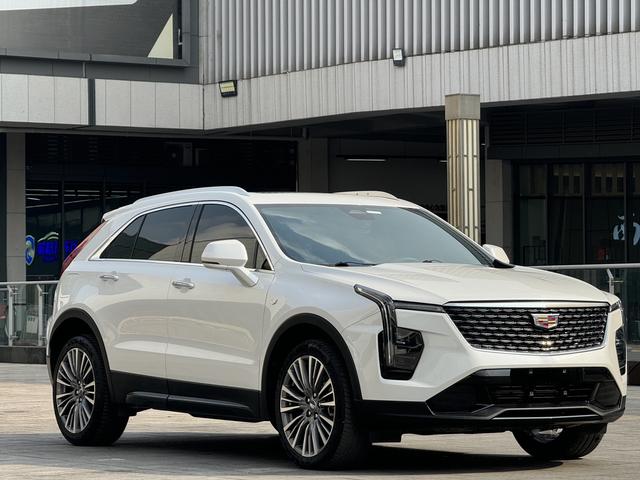 Cadillac XT4