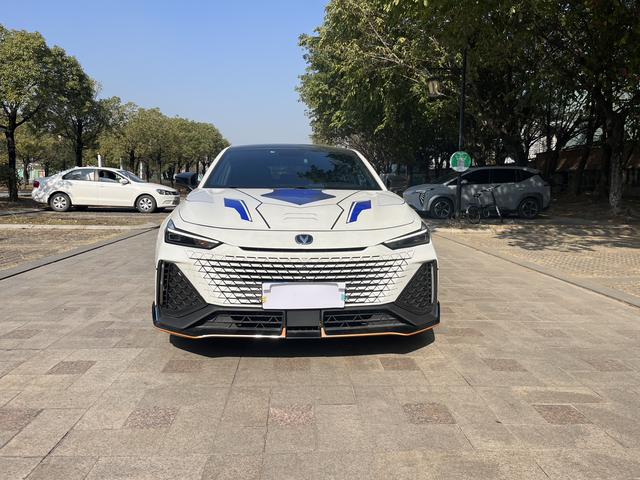 Changan UNI-V