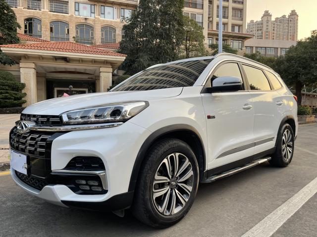 Chery Tiggo 8