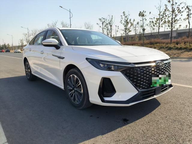 Chery Fengyun A8