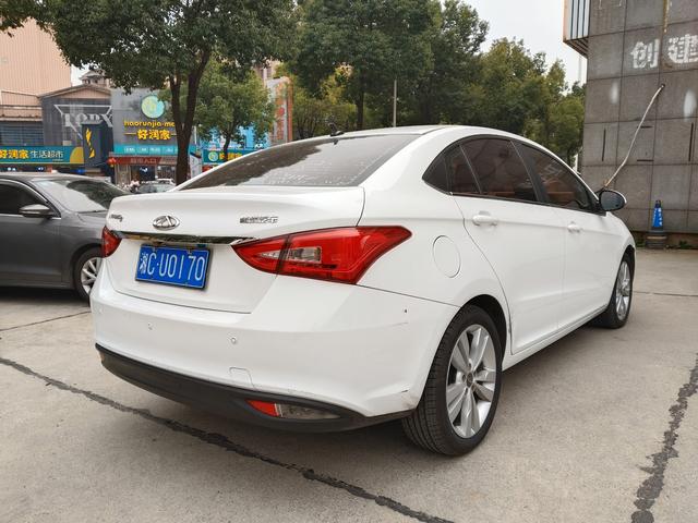 Chery Arrizo 5