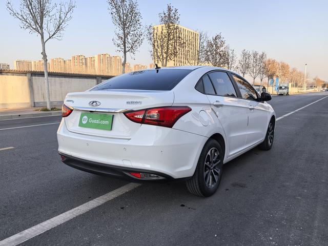 Chery Arrizo 5