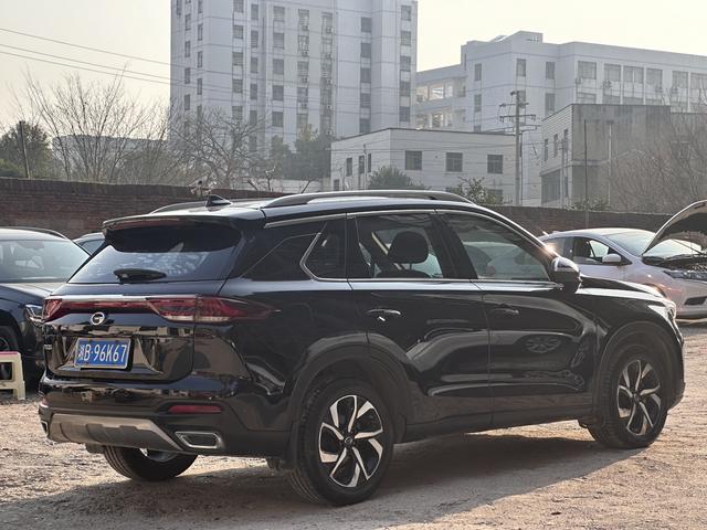 GAC Trumpchi GS5