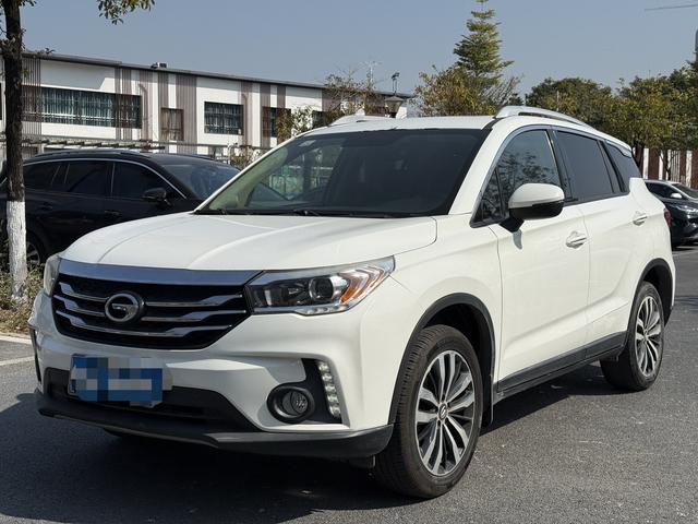 GAC Trumpchi GS4