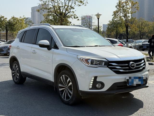 GAC Trumpchi GS4