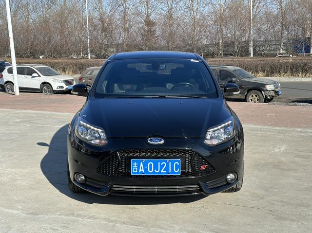 Ford Focus (imported)