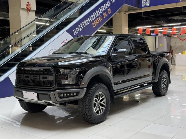 Ford F-150 Raptor