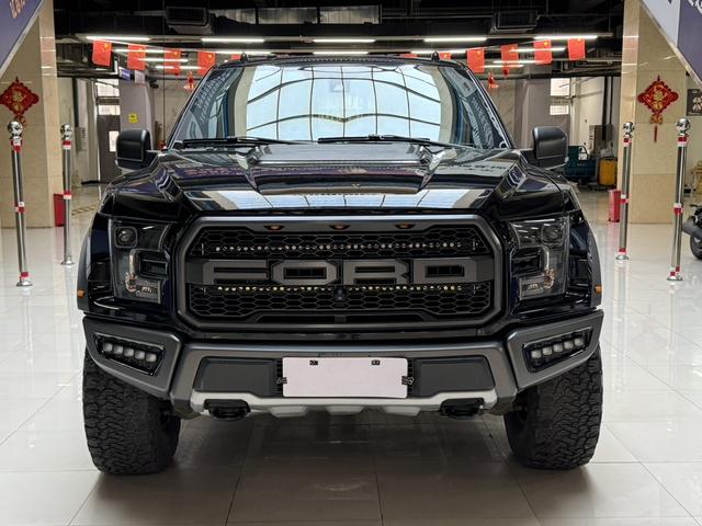 Ford F-150 Raptor