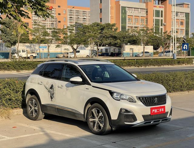 Peugeot 4008