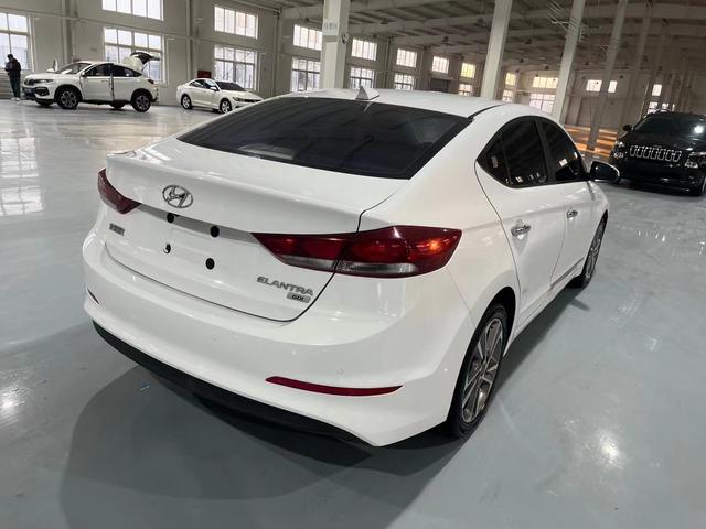 Hyundai Lead