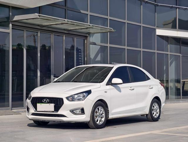 Hyundai Rena