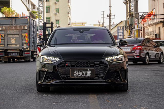 Audi S4