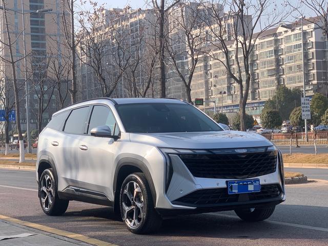 Geely Atlas L