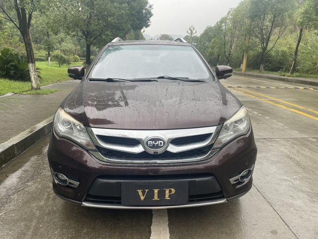 BYD S7