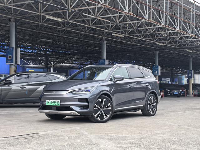 BYD Tang EV