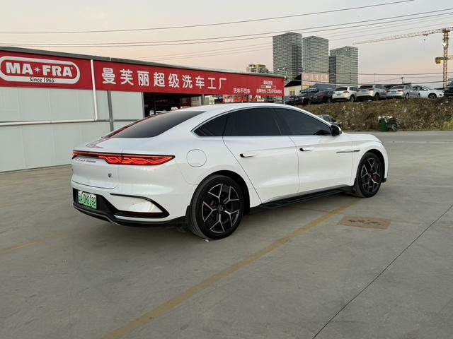 BYD Han EV