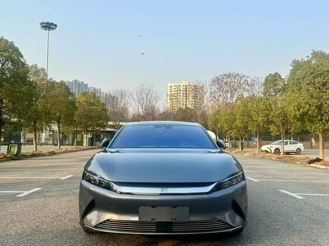 BYD Han EV