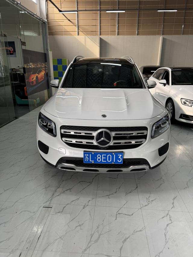 Mercedes-Benz GLB