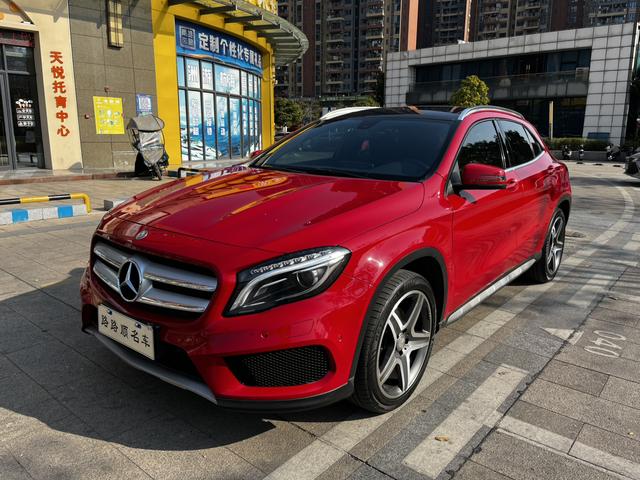 Mercedes-Benz GLA