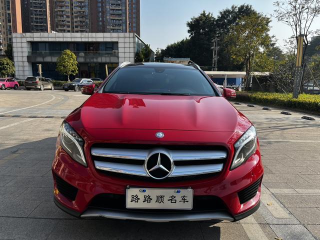 Mercedes-Benz GLA