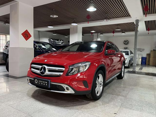 Mercedes-Benz GLA