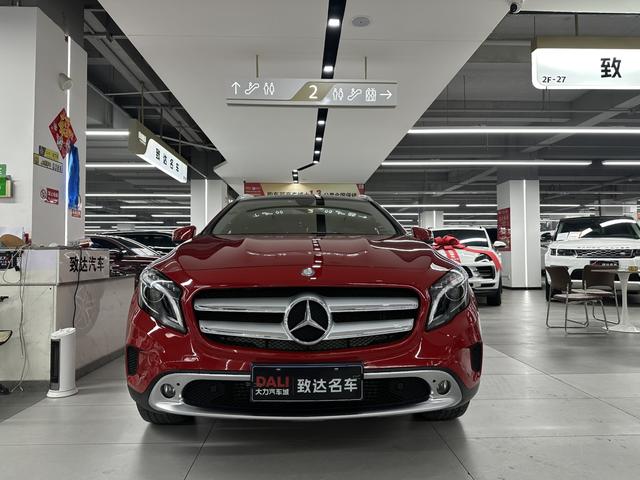 Mercedes-Benz GLA