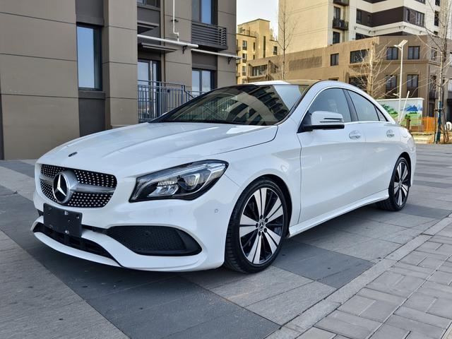 Mercedes-Benz Mercedes CLA