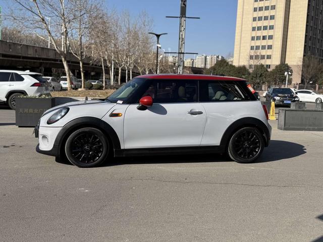 MINI MINI