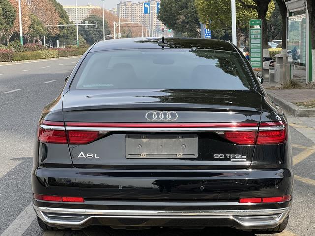 Audi A8 PHEV