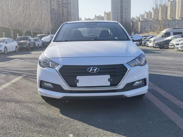 Hyundai Accept