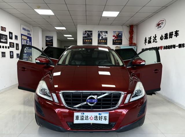 Volvo XC60 (imported)