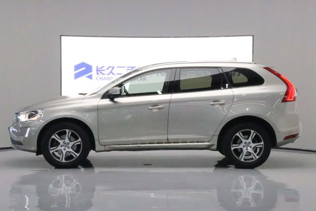 Volvo XC60 (imported)