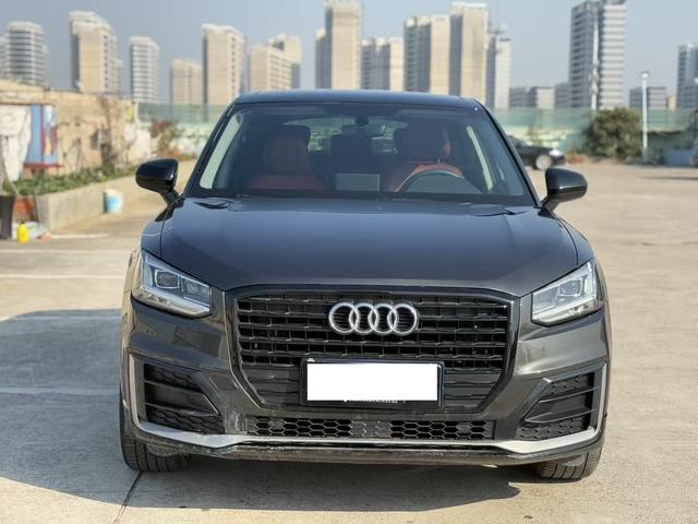 Audi Q2L